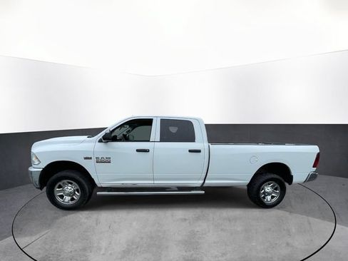 Used 2015 RAM 2500 Tradesman w/ Chrome Appearance Group AWD/4WD image 4