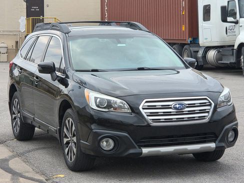Used 2017 Subaru Outback 3.6R Limited image 3