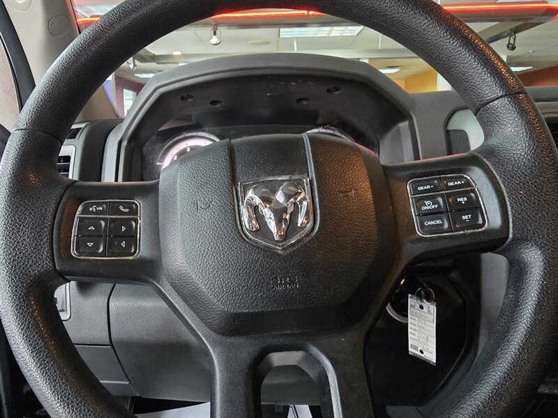 Used 2019 RAM 1500 Express w/ Express Value Package AWD/4WD image 25