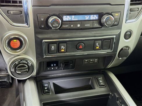 Certified 2019 Nissan Titan SV w/ SV Convenience Package image 10