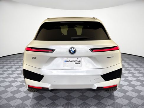 Certified 2024 BMW iX xDrive50 w/ Premium Package AWD/4WD image 11