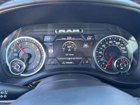 Used 2025 RAM 1500 Laramie image 13