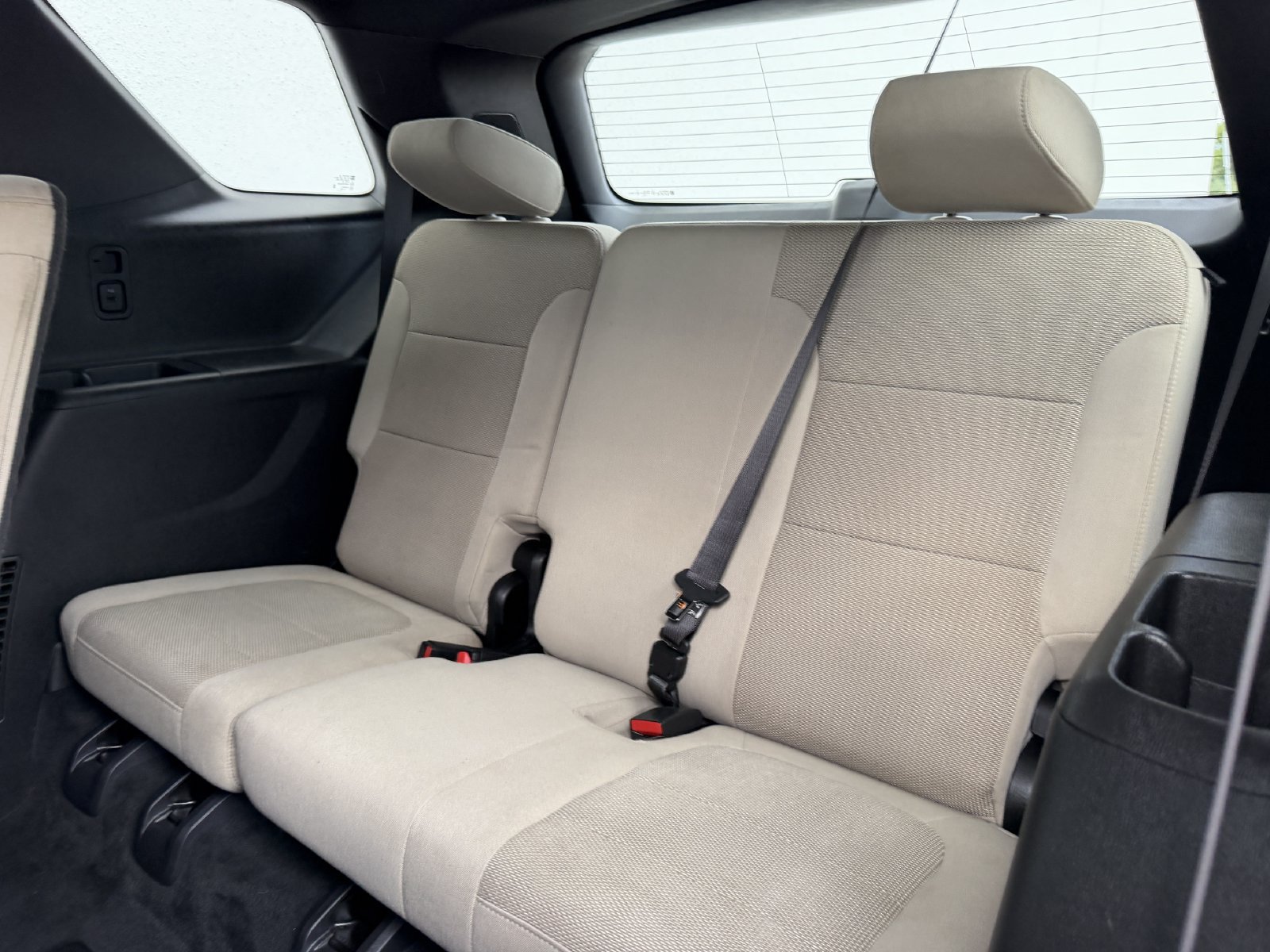 Used 2022 Chevrolet Traverse LS FWD image 27