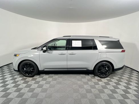 Used 2023 Kia Carnival SX Prestige FWD image 7