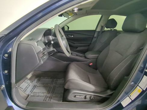 Used 2024 Honda Accord EX image 18