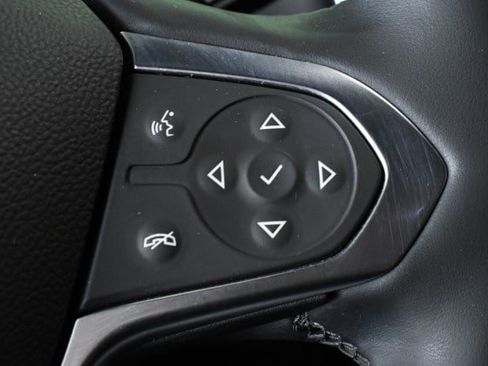 Used 2023 Chevrolet Traverse RS AWD/4WD image 33