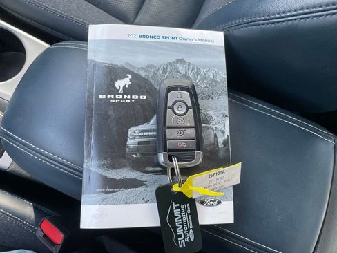 Used 2021 Ford Bronco Sport Outer Banks w/ Outer Banks Package (96D) image 48