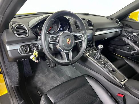 Certified 2019 Porsche 718 Boxster image 4