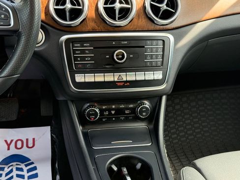Used 2018 Mercedes-Benz GLA 250 4MATIC image 11
