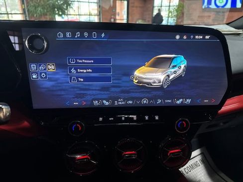 Used 2024 Chevrolet Blazer EV RS image 31