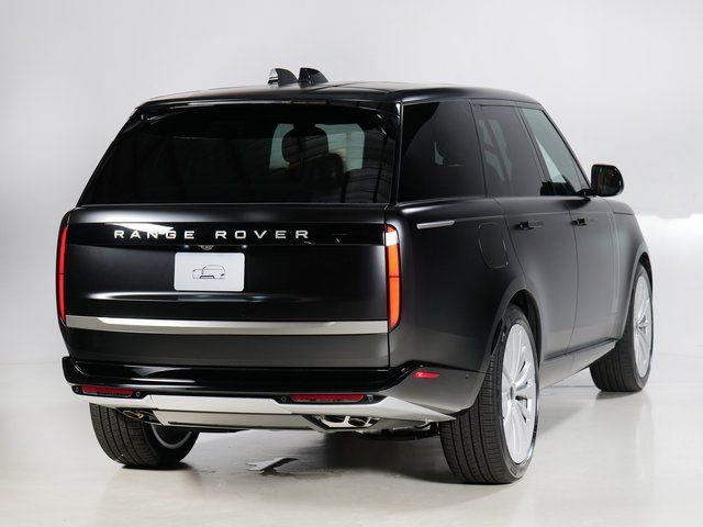 New 2026 Land Rover Range Rover SE AWD/4WD image 2