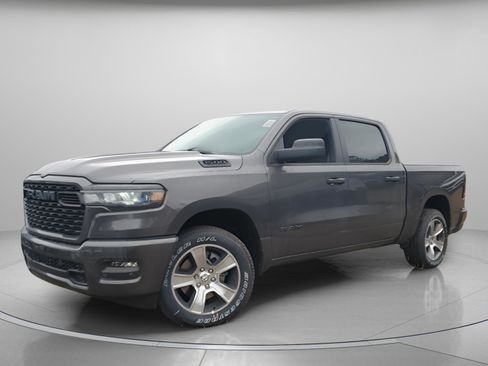Used 2026 RAM 1500 Express RWD image 2