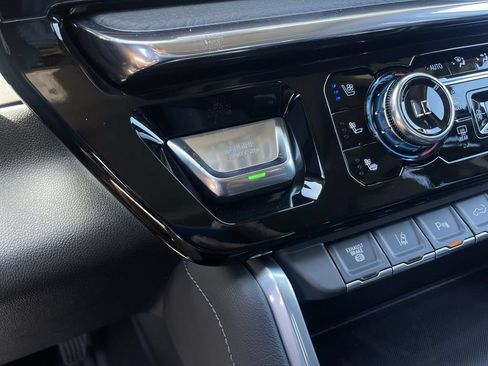 New 2026 GMC Sierra 3500 Denali AWD/4WD image 17