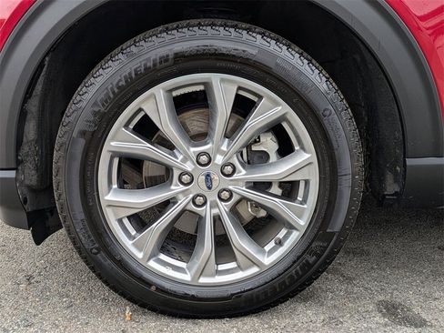 Used 2024 Ford Explorer Limited image 31