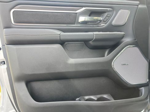 New 2026 RAM 1500 Laramie AWD/4WD image 15