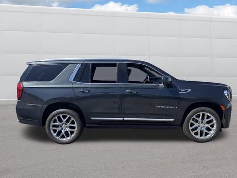 Used 2021 GMC Yukon Denali w/ Denali Premium Package AWD/4WD image 12