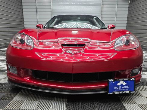 Used 2011 Chevrolet Corvette Grand Sport w/ Preferred Equipment Group RWD image 2