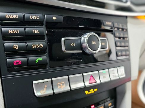 Used 2014 Mercedes-Benz E 350 E 350 Sedan 4D image 30