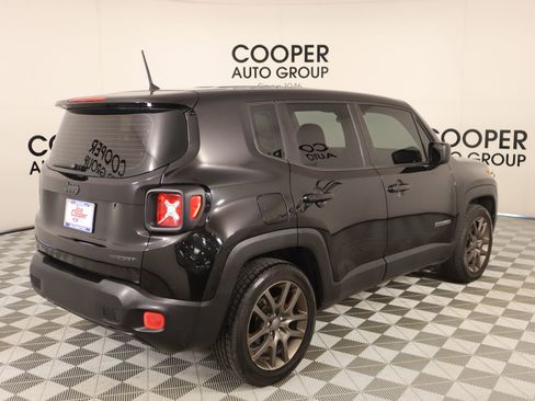 Used 2016 Jeep Renegade Sport w/ Power & Air Group FWD image 18