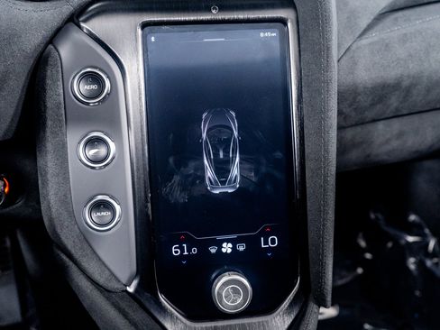 Used 2024 McLaren 750S Spider image 44