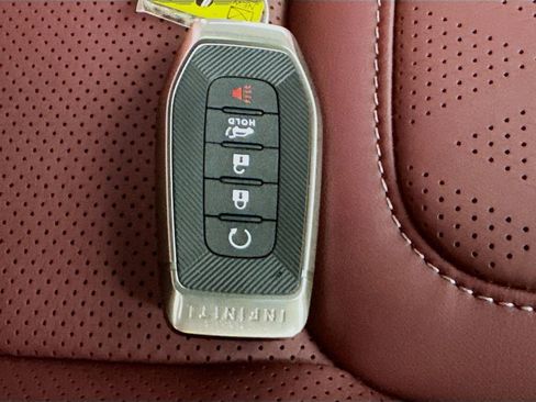 New 2026 INFINITI QX80 Autograph w/ Premium Cargo Package image 39