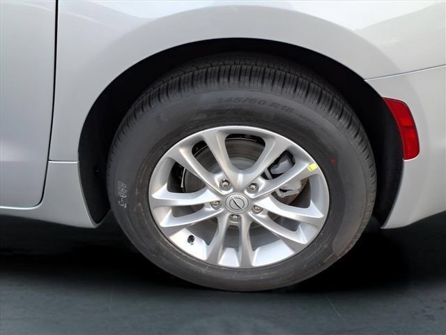 New 2026 Chrysler Pacifica Select FWD image 9