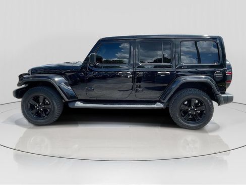 Used 2022 Jeep Wrangler Unlimited Sahara AWD/4WD image 4