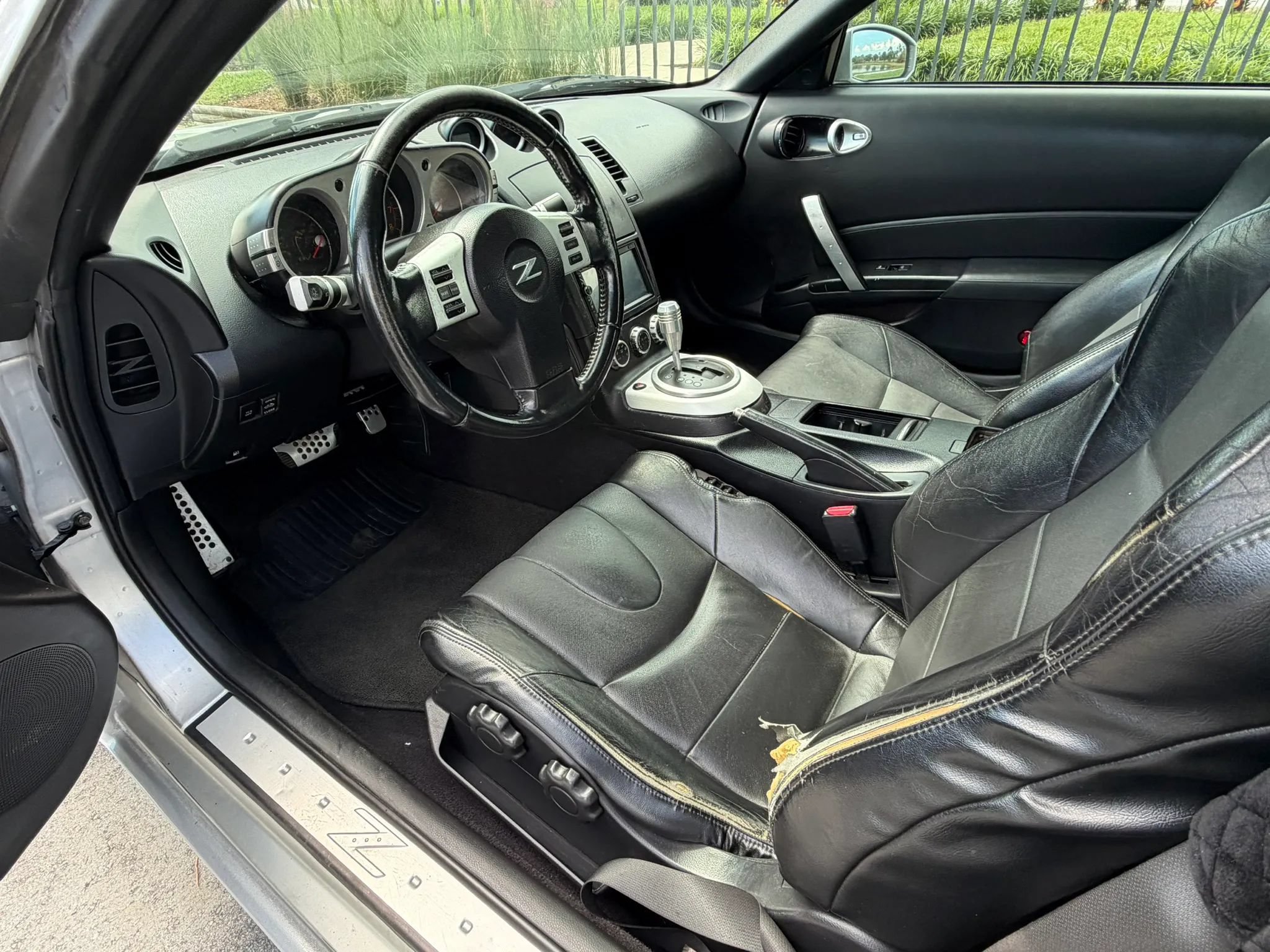 Used 2006 Nissan 350Z Enthusiast RWD image 13