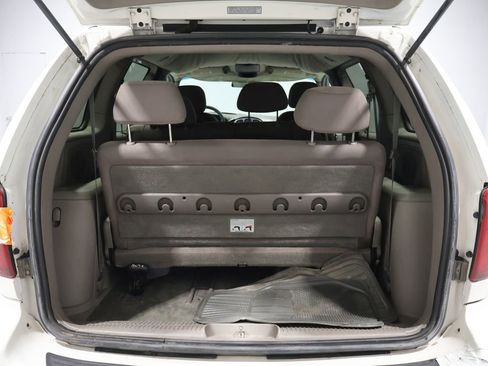 Used 2002 Dodge Caravan Sport image 18