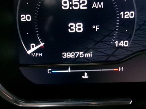 Used 2023 GMC Sierra 1500 AT4 w/ AT4 Premium Package image 25