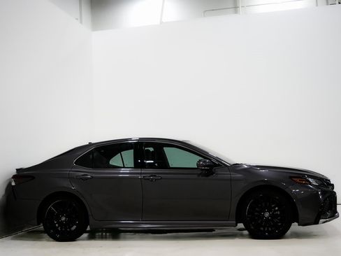 Used 2024 Toyota Camry XSE image 4