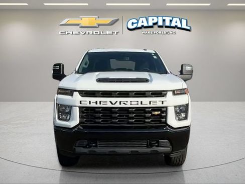 Used 2022 Chevrolet Silverado 2500 Custom w/ Custom Value Package AWD/4WD image 10
