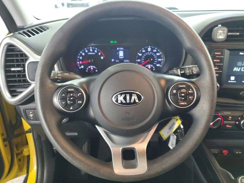 Used 2020 Kia Soul LX FWD image 21