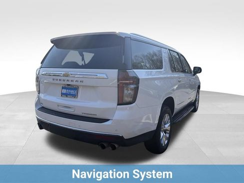 Used 2023 Chevrolet Suburban Premier image 8