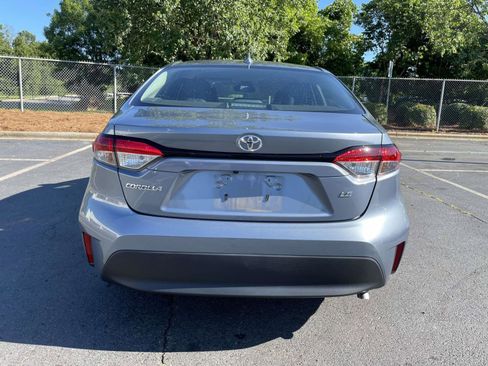 Used 2024 Toyota Corolla LE FWD image 17