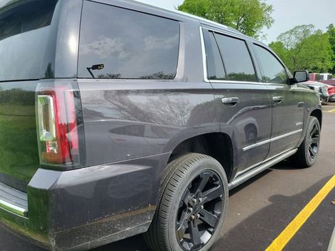 Used 2017 GMC Yukon Denali w/ Open Road Package AWD/4WD image 3