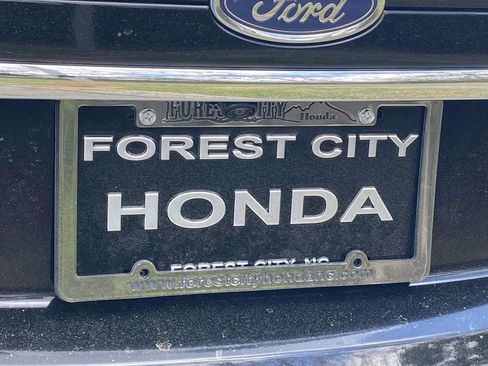 Used 2017 Ford Fusion SE image 30