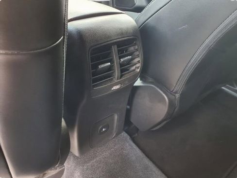 Used 2023 Ford Escape ST-Line Select image 10