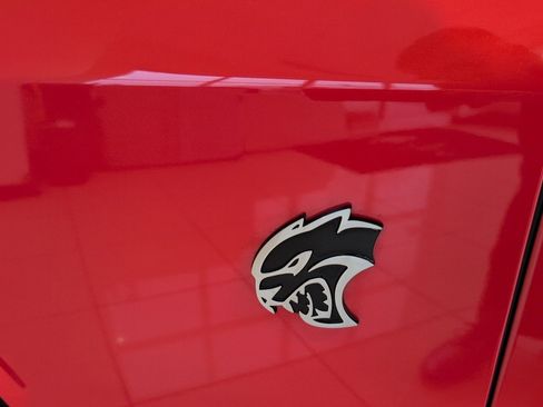 Used 2016 Dodge Challenger SRT Hellcat image 8