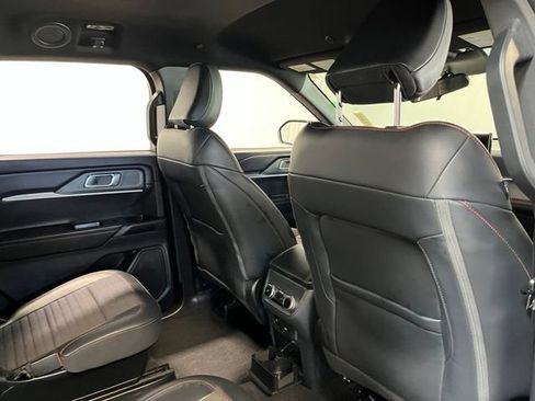 Used 2025 Ford Explorer ST-Line AWD/4WD image 14