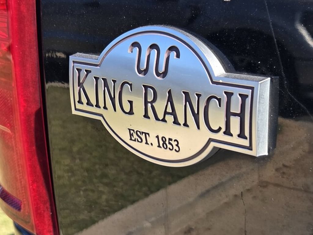 Used 2016 Ford F250 King Ranch w/ FX4 Off-Road Package AWD/4WD image 10