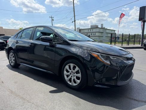 Used 2022 Toyota Corolla LE image 13