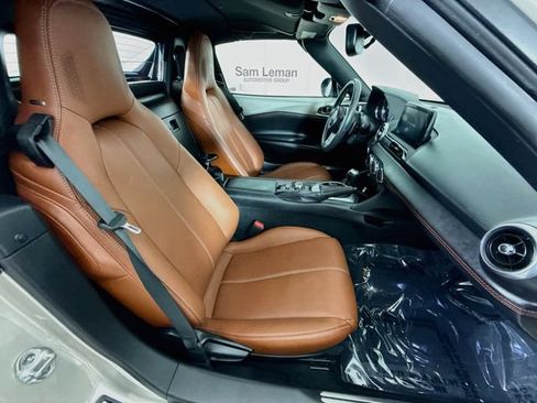 Used 2023 MAZDA MX-5 Miata Grand Touring RWD image 22