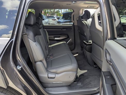 Used 2026 Kia EV9 Light RWD image 19
