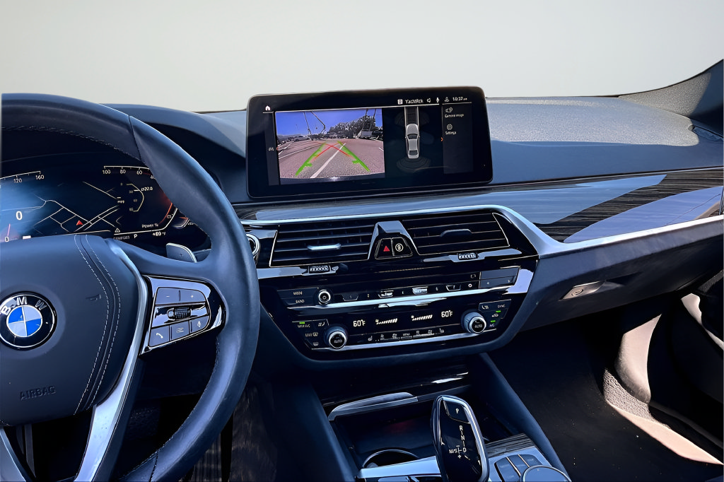 Used 2023 BMW 540i w/ Convenience Package RWD image 9