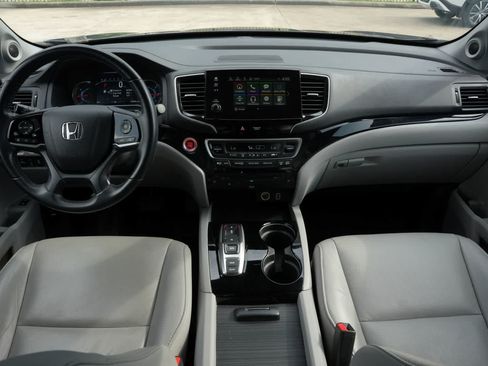 Used 2020 Honda Pilot Touring image 7