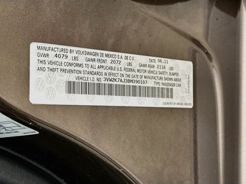 Used 2011 Volkswagen Jetta Sedan FWD image 12