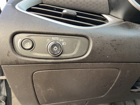 Used 2024 Chevrolet Malibu LT image 43