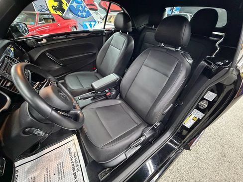Used 2014 Volkswagen Beetle 1.8T FWD image 17