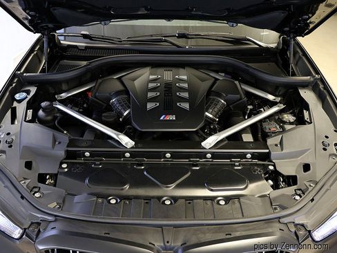 Certified 2025 BMW X5 M60i w/ Executive Package image 40